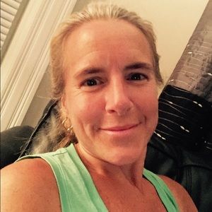 Meet your Posher, Suzanne